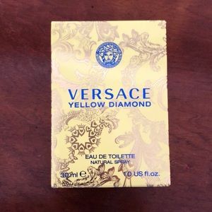 1.0 US fl.oz. Versace yellow diamond spray